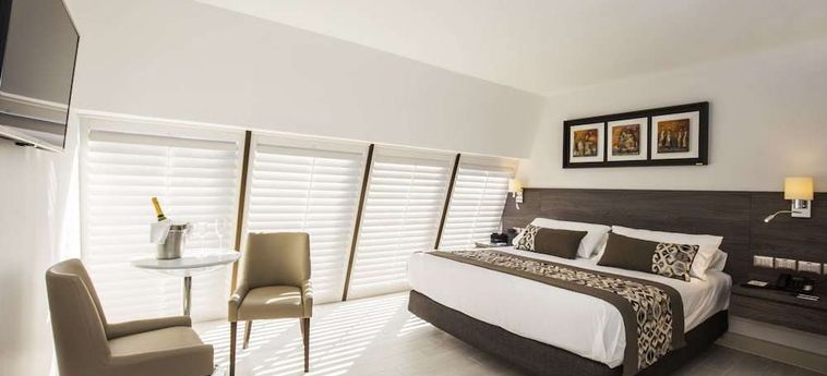 Hotel Park Plaza Bonaparte Santiago Del Cile: Foto 