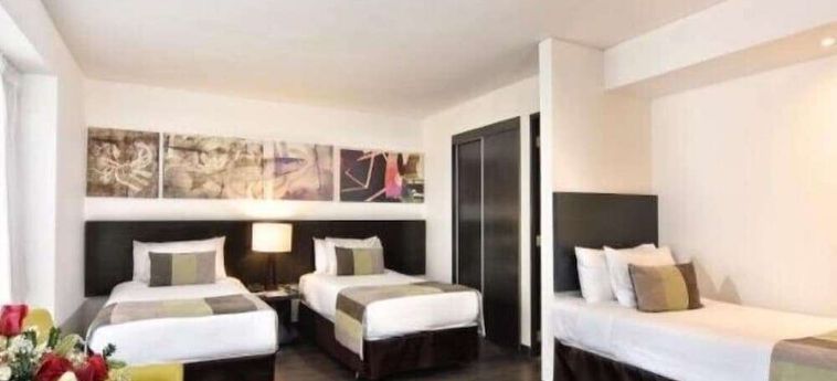Hotel Eurotel Providencia:  SANTIAGO DEL CILE
