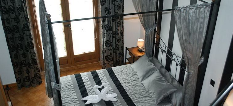 Hotel Posada La Fábula:  SANTILLANA DEL MAR
