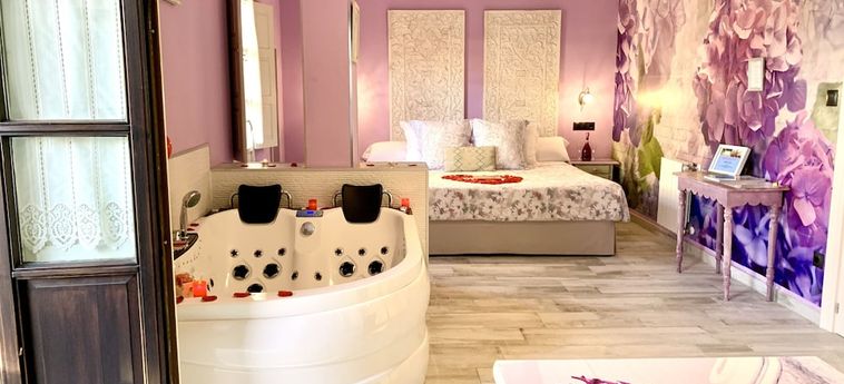 Hotel Suites Con Jacuzzi Santillana Santillana Del Mar: Foto 