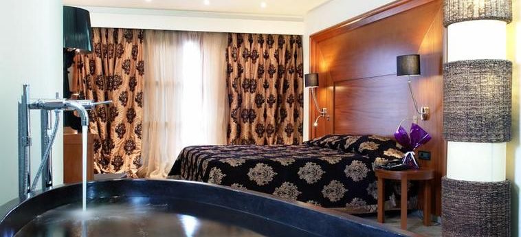 Aressana Spa Hotel And Suites:  SANTORINI