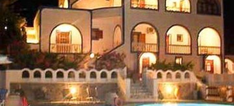 Hotel Agapi Villas:  SANTORINI