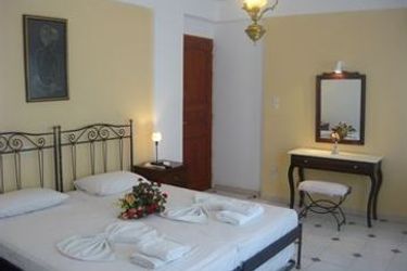 Hotel Anezina Villas:  SANTORINI