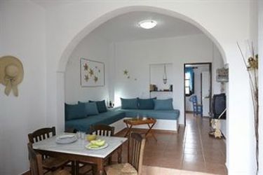 Anna Traditional Apartments:  SANTORINI