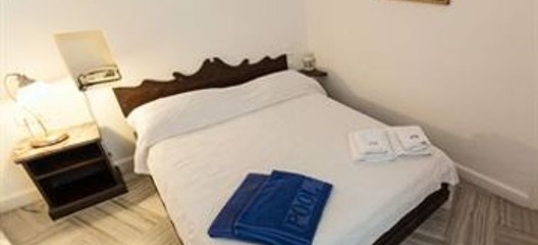 Hotel Cori Rigas Suites:  SANTORINI