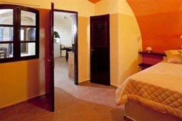 Hotel Lava Suites & Lounge:  SANTORINI