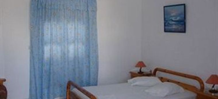 Hotel Rooms Mary:  SANTORINI