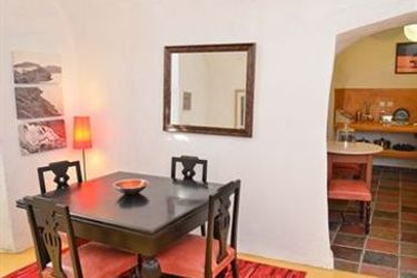 Hotel Villa Fegari:  SANTORINI