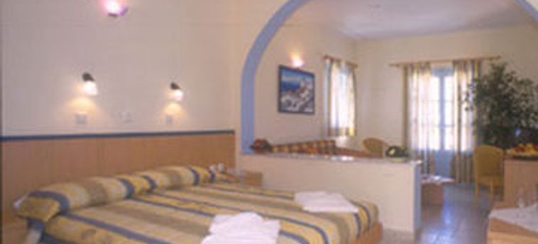 Hotel Aegean Plaza:  SANTORINI