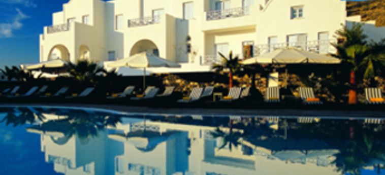 Hotel Kastelli Resort:  SANTORINI