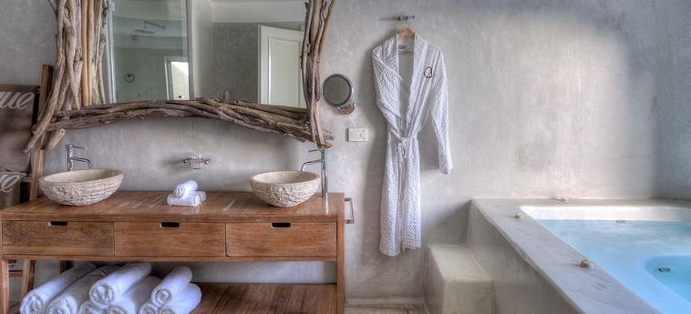 Mystique, A Luxury Collection Hotel, Santorini:  SANTORINI