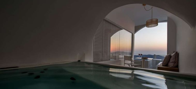 Hotel Nefeles Luxury Suites Santorini : Photo 
