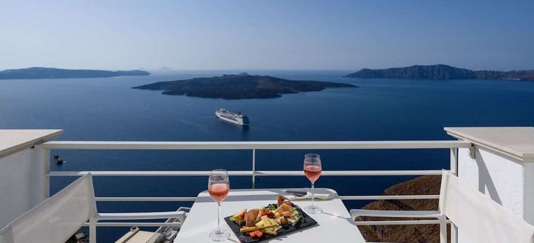 Hotel Nefeles Luxury Suites Santorini : Photo 