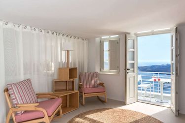 Hotel Nefeles Luxury Suites Santorini: Photo 