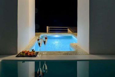 Hotel Nefeles Luxury Suites Santorini: Photo 