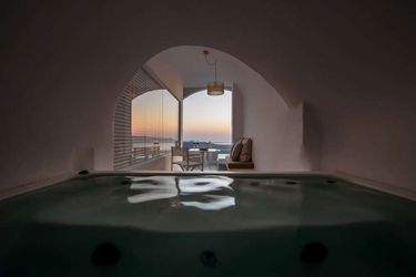 Hotel Nefeles Luxury Suites Santorini: Photo 