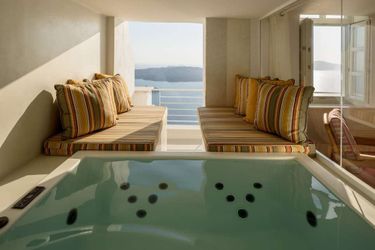 Hotel Nefeles Luxury Suites Santorini: Photo 