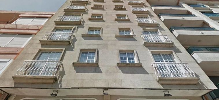 Hotel Apartamentos Versus:  SANXENXO - PONTEVEDRA