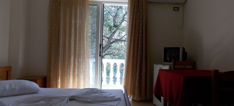 Hotel Rixhi:  SARANDA