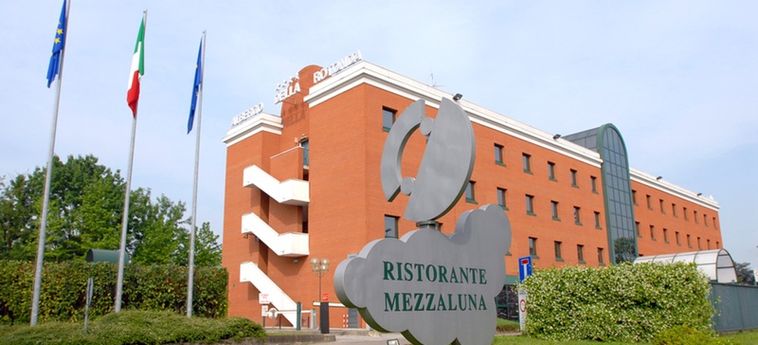 Hotel Della Rotonda:  SARONNO - VARESE