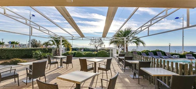 Hotel Paradou Mediterranee, Bw Signature Collection Sausset-Les-Pins: Foto 