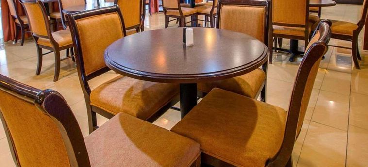 Hotel Comfort Suites Gateway Savannah (Ga): Foto 