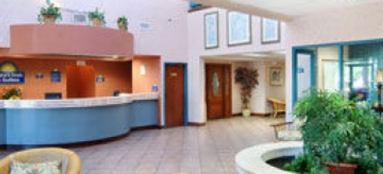 Hotel Days Inn And Suites Savannah Gateway/i-95 And 204:  SAVANNAH (GA)