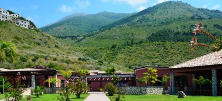 Hotel Villaggio Club Baia Di Dino:  SCALEA - COSENZA