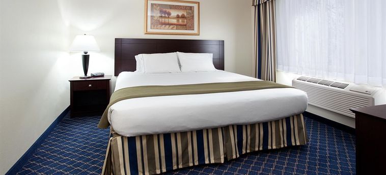 Holiday Inn Express Hotel & Suites Scottsbluff Gering:  SCOTTSBLUFF (NE)
