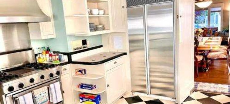 Hotel Seattle Escape Queen Anne W Private Deck Seattle (Wa) : Photo 