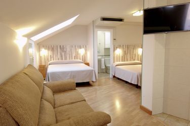 Hotel Apartamentos Aralso:  SEGOVIA