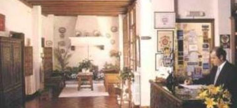Hotel Exe Casa De Los Linajes:  SEGOVIA