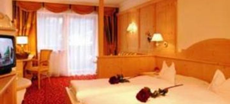 Hotel Dorfer:  SELVA DI VAL GARDENA - BOLZANO