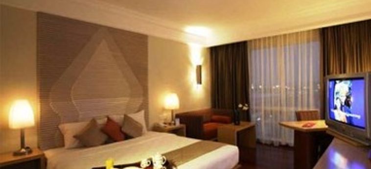 Hotel Novotel Semarang:  SEMARANG