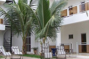 Wavecrest Hotel Gambia- Apartments Serekunda: Photo 