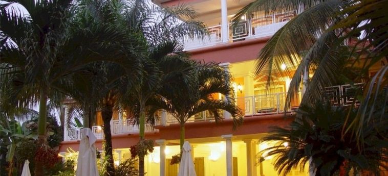 Hotel Coconut Residence:  SERREKUNDA