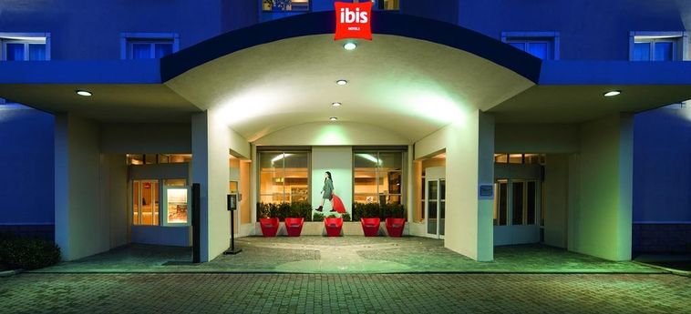 Hotel Ibis Firenze Nord Aeroporto:  SESTO FIORENTINO - FLORENZ
