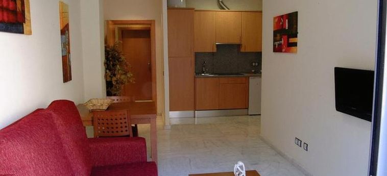 Hotel Apartamentos Turisticos Covadonga:  SEVILLA
