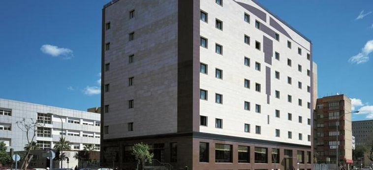 Hotel Occidental Sevilla Viapol:  SEVILLA