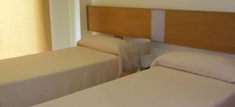 Hotel Apartamentos Turisticos Covadonga:  SEVILLE