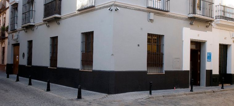 Hotel City & Life Sevilla Quintana:  SEVILLE