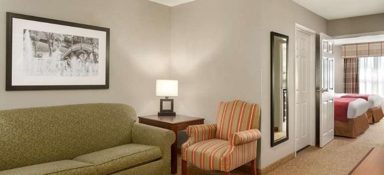 COUNTRY INN SUITES BY RADISSON LOUISVILLE SOUTH KY 2 Estrellas