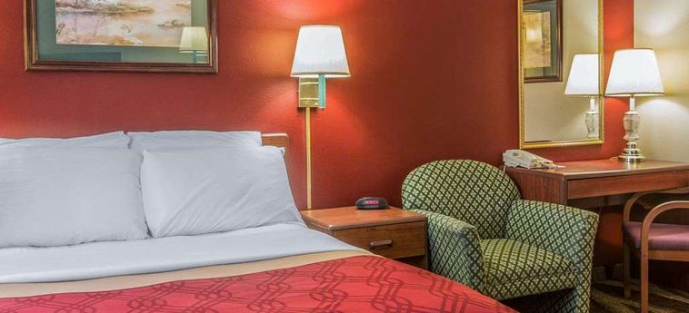 Hotel Rodeway Inn & Suites:  SHERIDAN (WY)