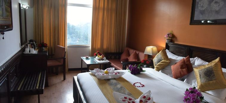 Hotel Baljees Regency:  SHIMLA