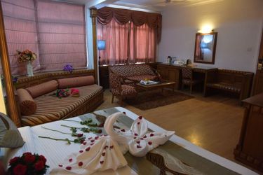 Hotel Baljees Regency:  SHIMLA