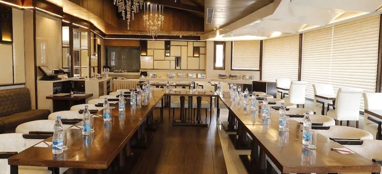 The Cedar Grand - Hotel &Amp; Spa Shimla : Photo 