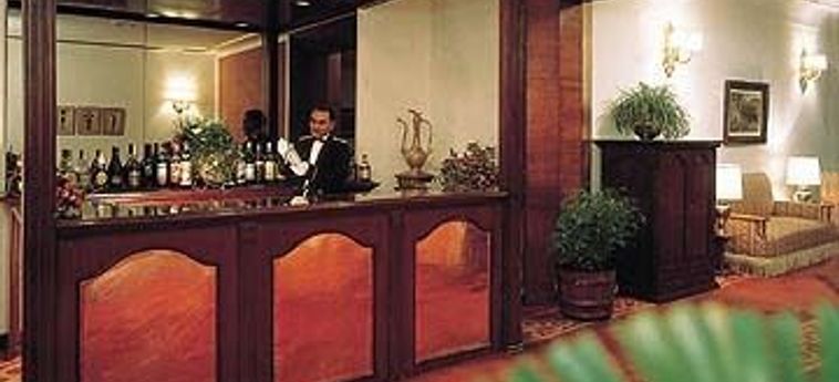 Hotel Oberoi Clarkes:  SHIMLA
