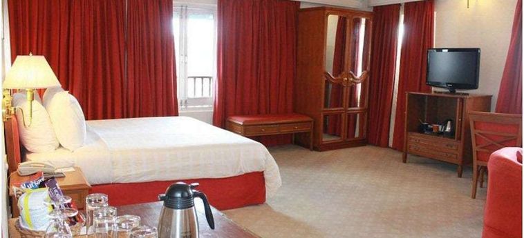 Hotel Oberoi Clarkes Shimla: Foto 