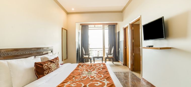 Hotel Summit Naldehra Grand Resort &Amp; Spa:  SHIMLA