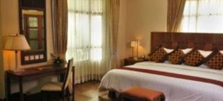 Hotel Sokha Angkor Resort:  SIEM REAP